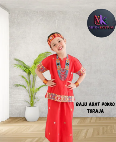 Baju Adat Pokko Toraja
